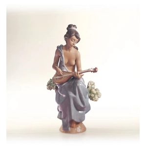 Lladro Music From My Heart 2001-04 Porcelain Figurine
