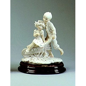 Giuseppe Armani Country Tour Sculpture