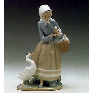 Lladro Shepherdess With Ducks 1969-93 Porcelain Figurine