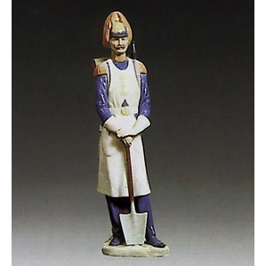Lladro Soldier 1973-76 Porcelain Figurine