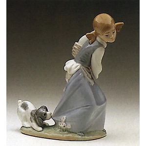 Lladro Naughty Dog 1978-95 Porcelain Figurine