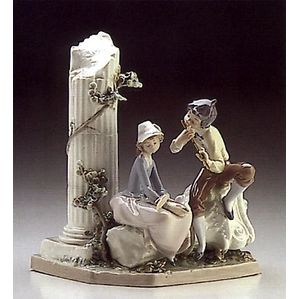 Lladro Lovers Serenade 1986-89 Porcelain Figurine