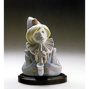 LLADRO 06658 春の目覚め　モーニングソング Morning Song Girl Figurine | Lladró® USA
