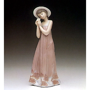 Lladro Cindy 1990-98 *** Porcelain Figurine