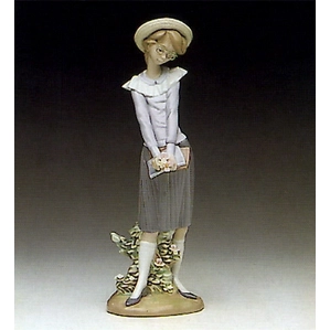 Lladro Between Classes 1990-93 Porcelain Figurine