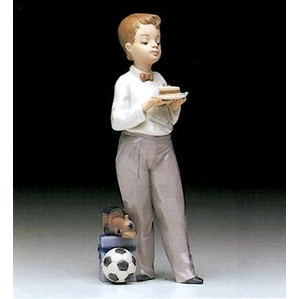Lladro Guest Of Honor 1992-96 Porcelain Figurine