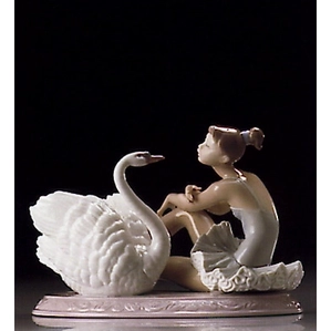 Lladro Grace & Beauty 1995-99 *** Porcelain Figurine
