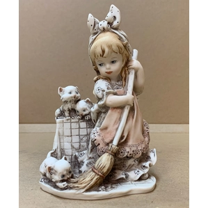 CLEAN SWEEP by Giuseppe Armani | Elegant Porcelain Figurine