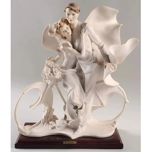 Wedding Cycle by Giuseppe Armani | Elegant Porcelain